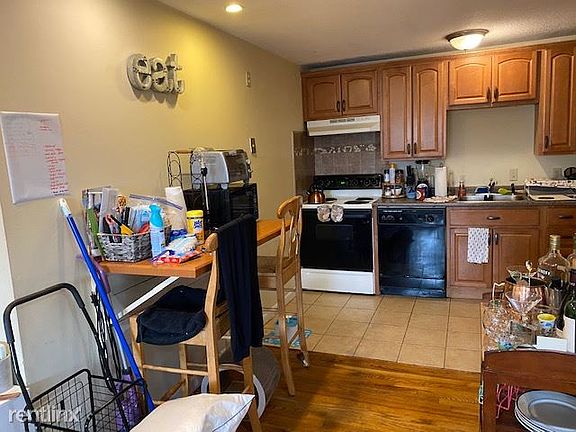 Kitchen Left