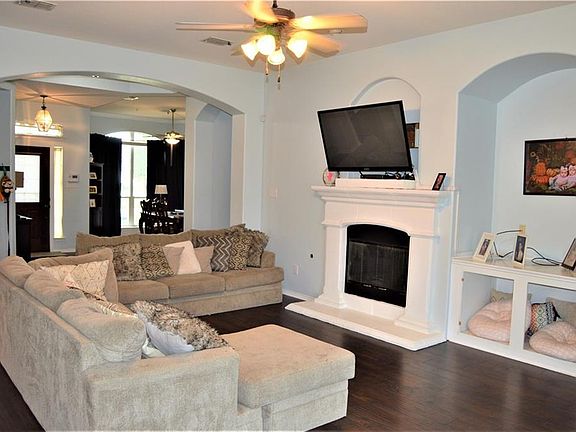 3rd image of 8103 Yucatan Ct