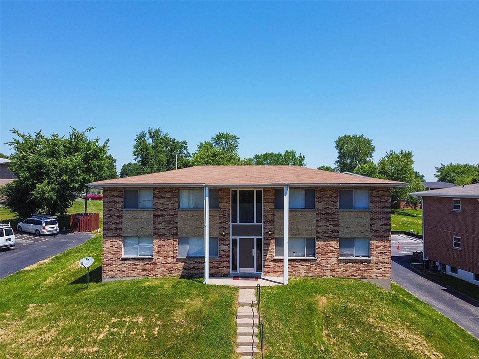 1st image of 10165 Chaucer Ave
