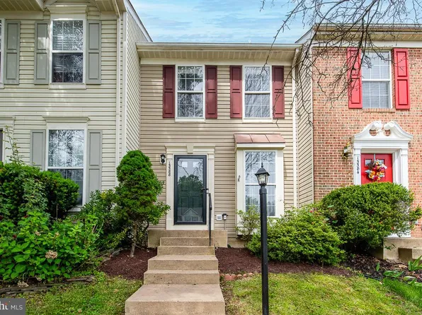 15588 Three Otters Pl, Manassas, VA 20112