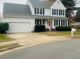 19 Fawn Cir, Hampton, VA 23666