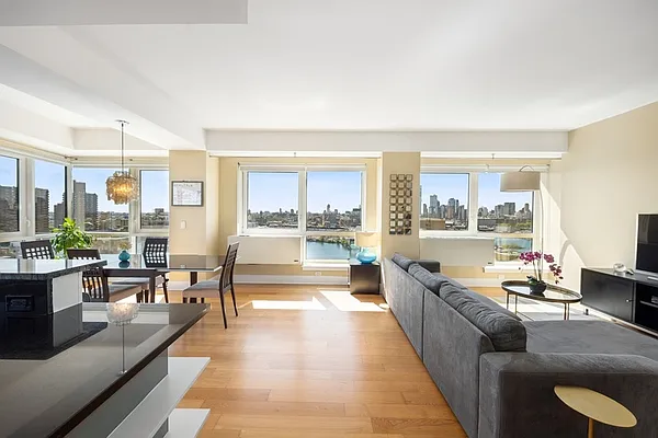 Sold by Compass | media 9