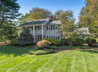 9 Mulberry Ln, Colts Neck, NJ