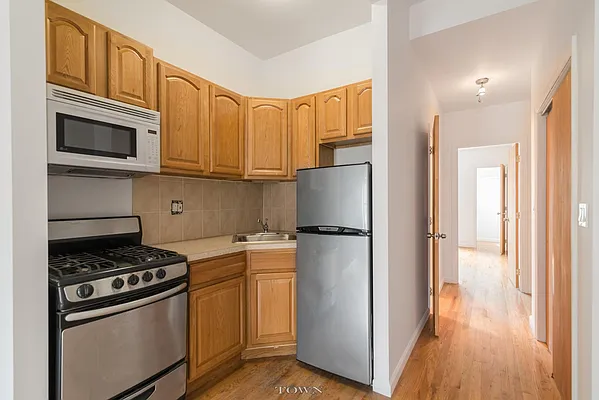 Rented by Town Residential | media 18