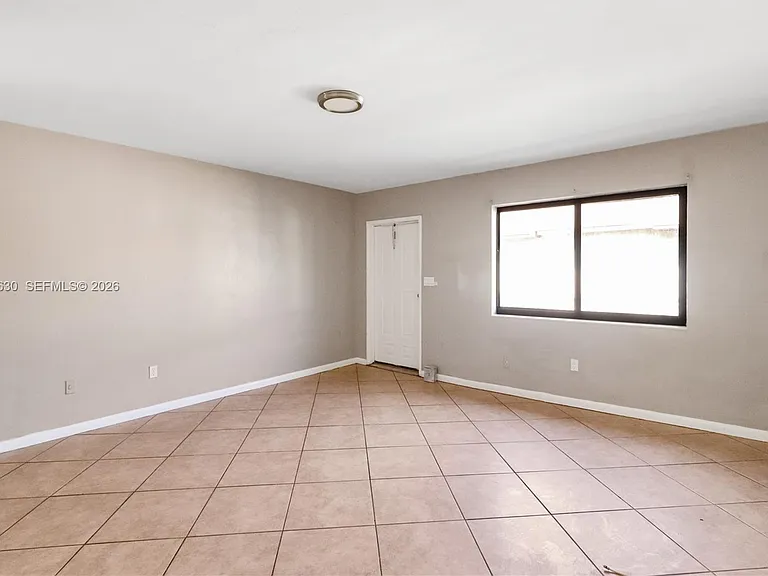 98 NE 71st St #2 — Photo 5