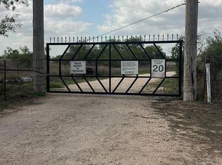 313 County Road 313, Encino, TX 78353