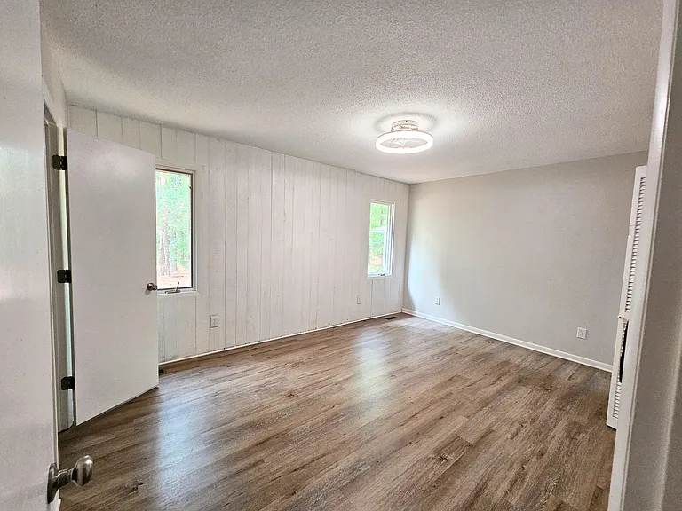 9 E Pine Ct — Photo 19