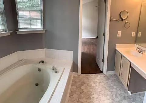 604 Railway Ct — Photo 20