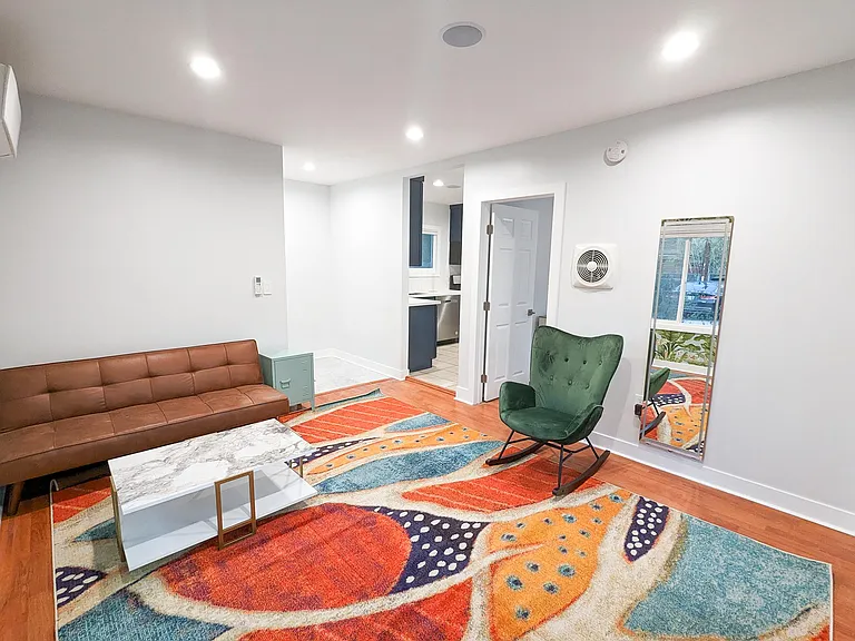 1500 S Glendale Ave #19 — Photo 7