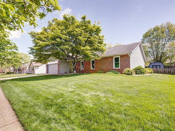 2nd image of 1037 S Graywell Dr