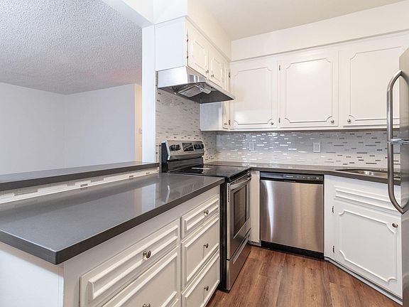 5th image of 1254 E 1st St #2X15