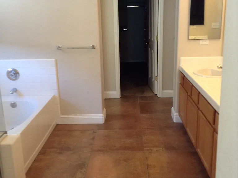 4068 Arenzano Way — Photo 26