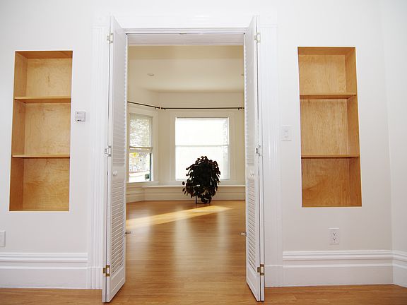 opening between optional rooms