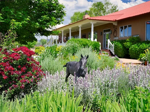 272 Tano Rd, Santa Fe, NM 87506