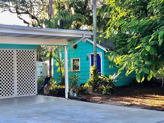 Carport and Carriage House 