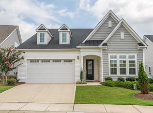 480 Warm Wind Dr, Clayton, NC 27527