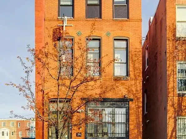 2017 Saint Paul St, Baltimore, MD 21218