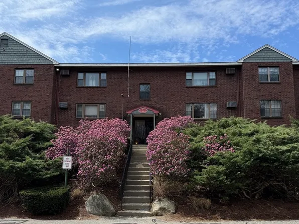 50 Spencer Rd APT 14L, Boxboro, MA 01719