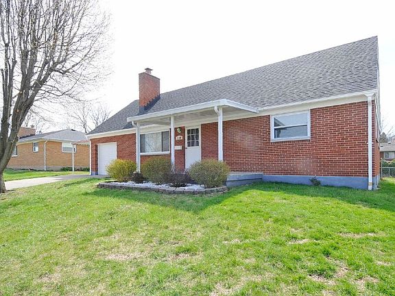 2nd image of 1120 E Maple Ave
