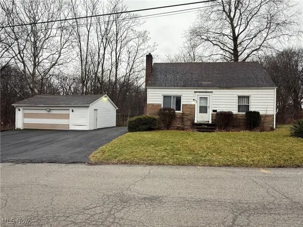 95 E Earle Ave, Youngstown, OH 44507