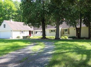 681 Farm To Market Rd, Troy, NY 12180