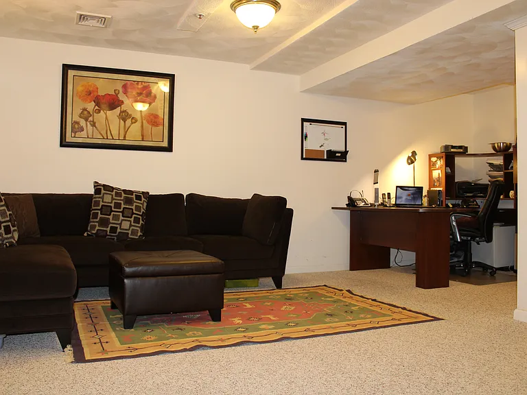 360 A Charles St #4 — Photo 11