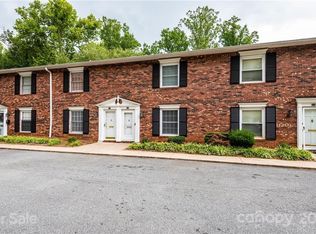 824 6th St NW, Hickory, NC 28601