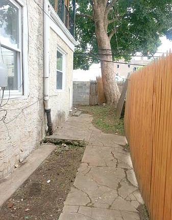 4th image of 18 W Haines St #1