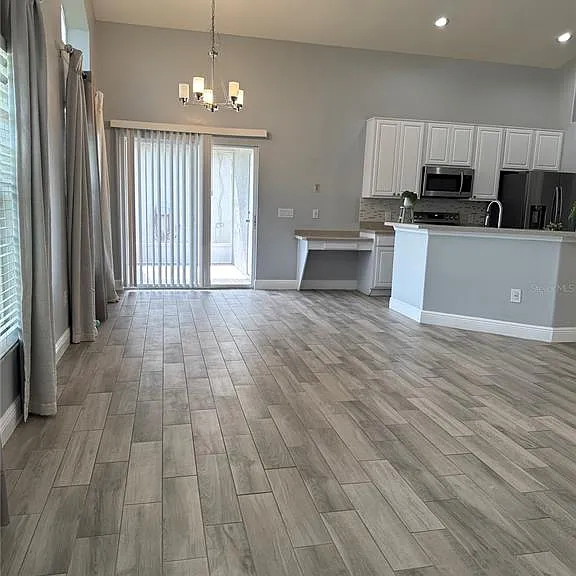 3158 Stonehurst Cir — Photo 7
