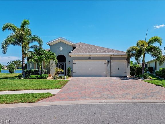 2nd image of 2615 Corona Ln