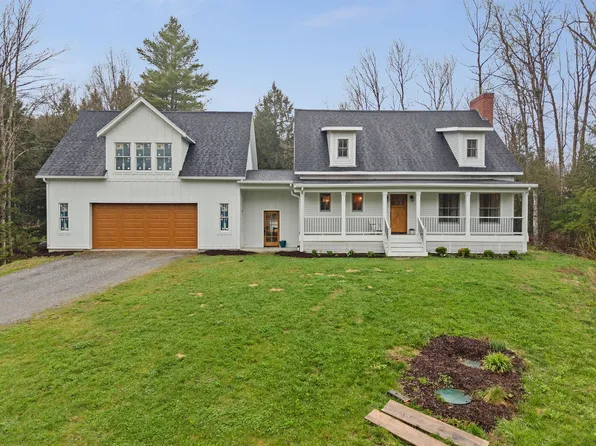 163 E Countryside Road, Waterbury, VT 05676-4491