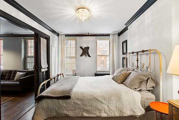 Sold by Compass | media 6