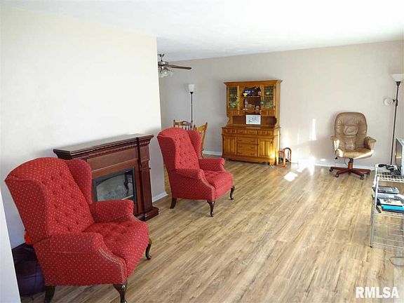 3rd image of 1206 Pueblo Ln