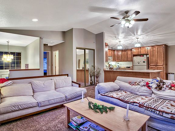 5th image of 716 Eloise Ave Unit A