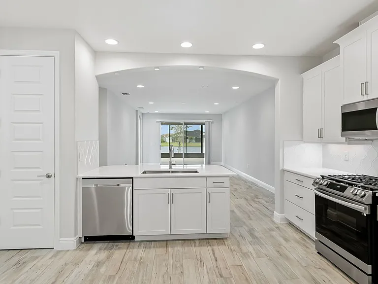 8134 Loren Cove Dr — Photo 21
