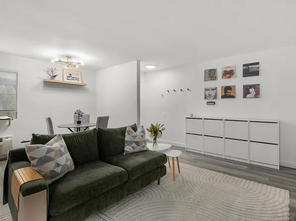 7980 Mission Center Ct Unit F, San Diego, CA 92108