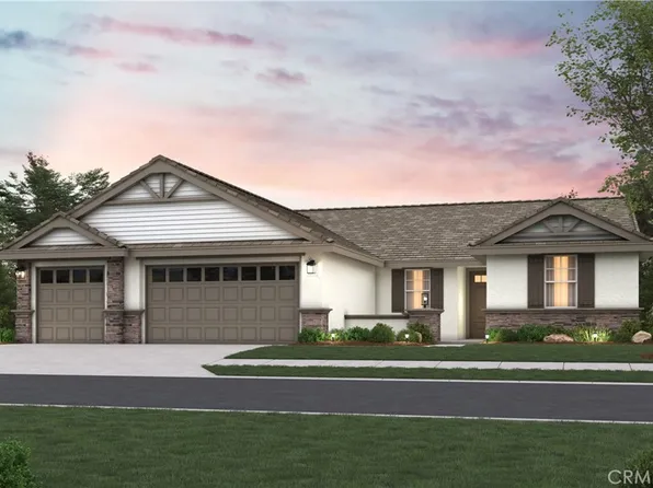 35882 Wildwood Crest Dr, Yucaipa, CA 92399