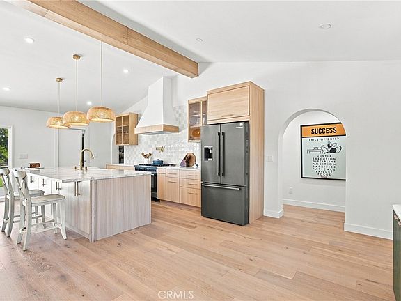 3rd image of 8075 Fruit Vale Ave