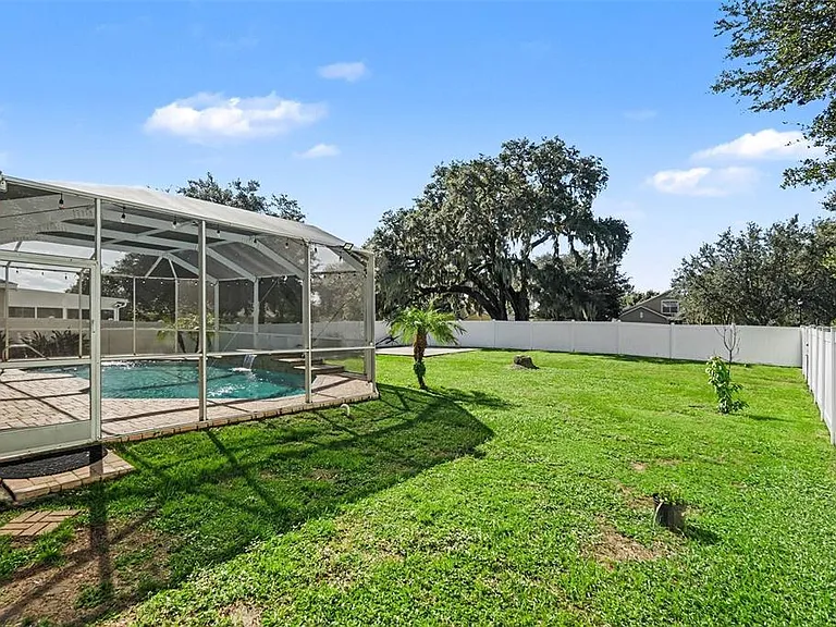 301 Fern Gulley Dr — Photo 25