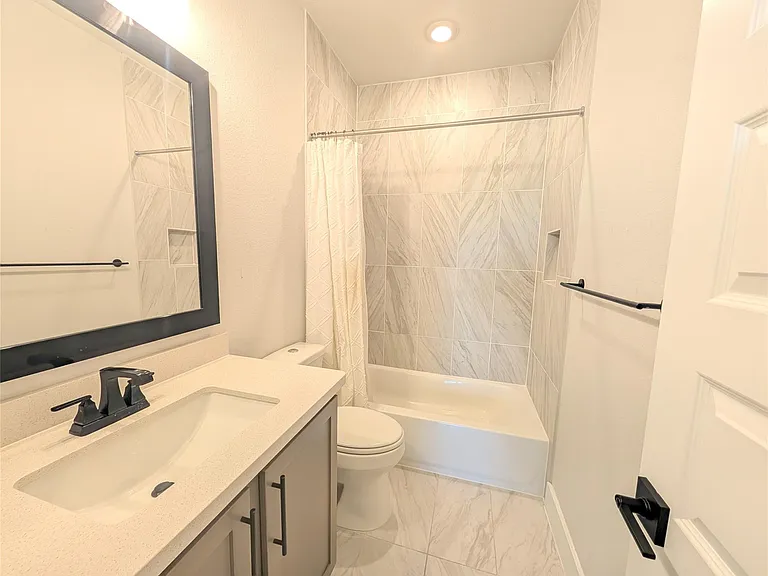 6304 Leftwich Cv — Photo 17