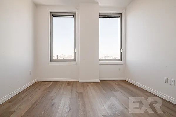 Rented by EXR | media 6