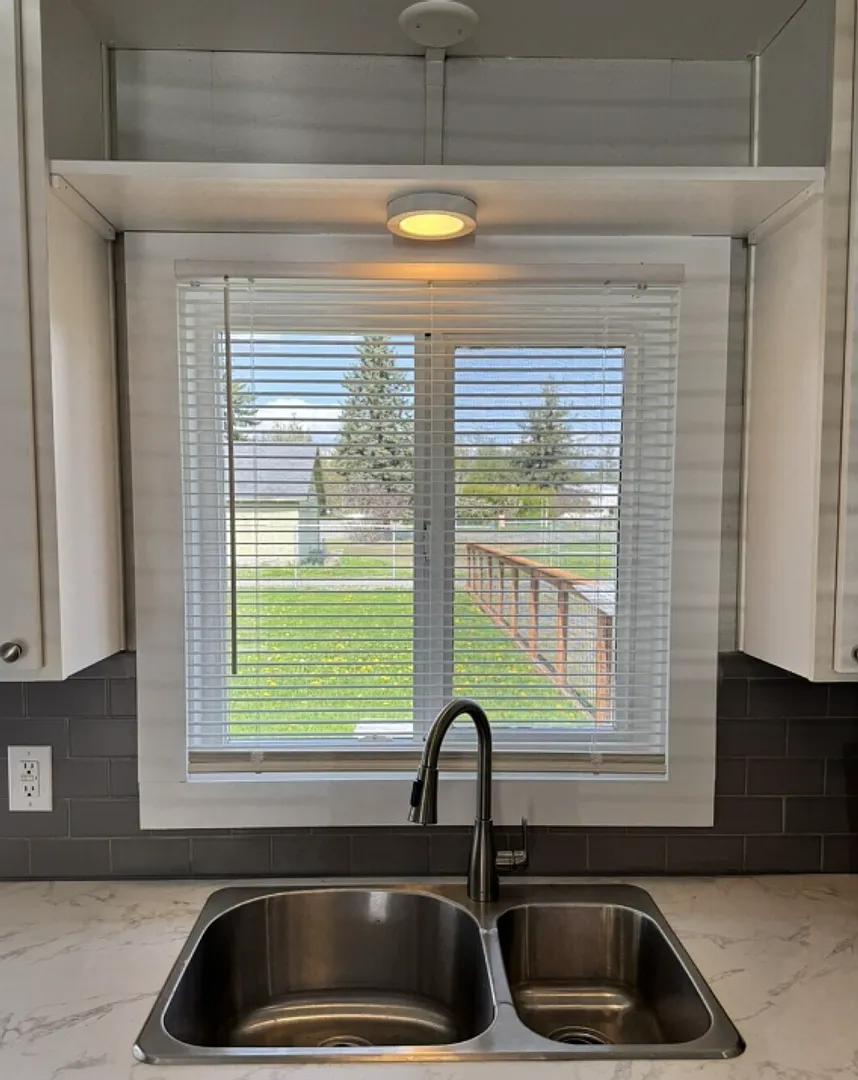 Comfortable 2-Bedroom Duplex in Sumas, WA — Photo 4