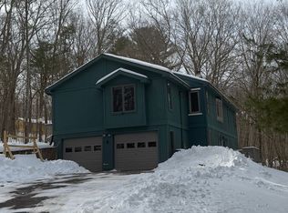 410 Old Tolland Tpke, Coventry, CT 06238