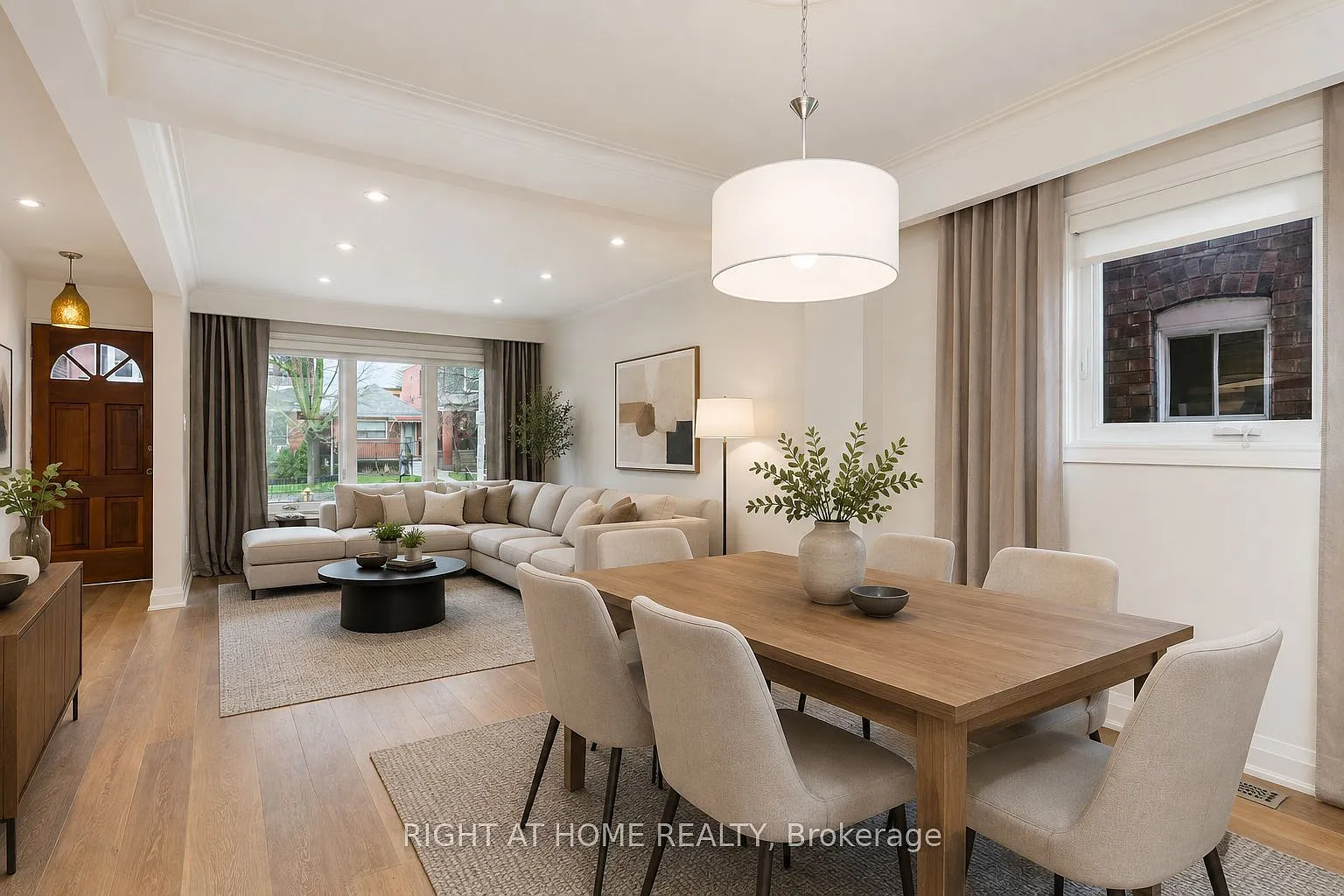 4 bed, $5,000 — Photo 3