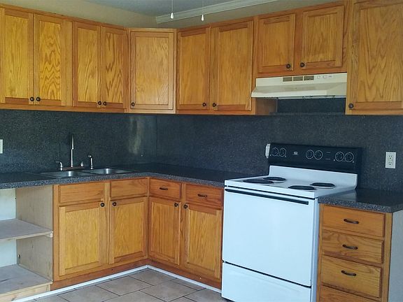 3rd image of 7720 County Road 2193 APT 11