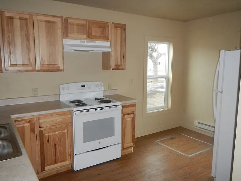 104 N K St — Photo 5
