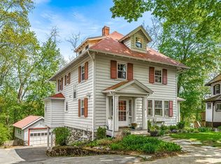 21 Holland Rd, Melrose, MA 02176