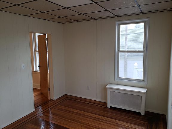3rd image of 1-111 Macquesten Pkwy N #1