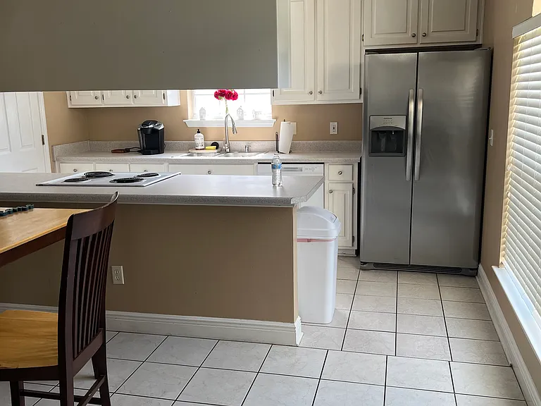 2943 Viking Way — Photo 15