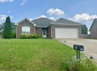 120 Windsor Dr, Muscle Shoals, AL 35661